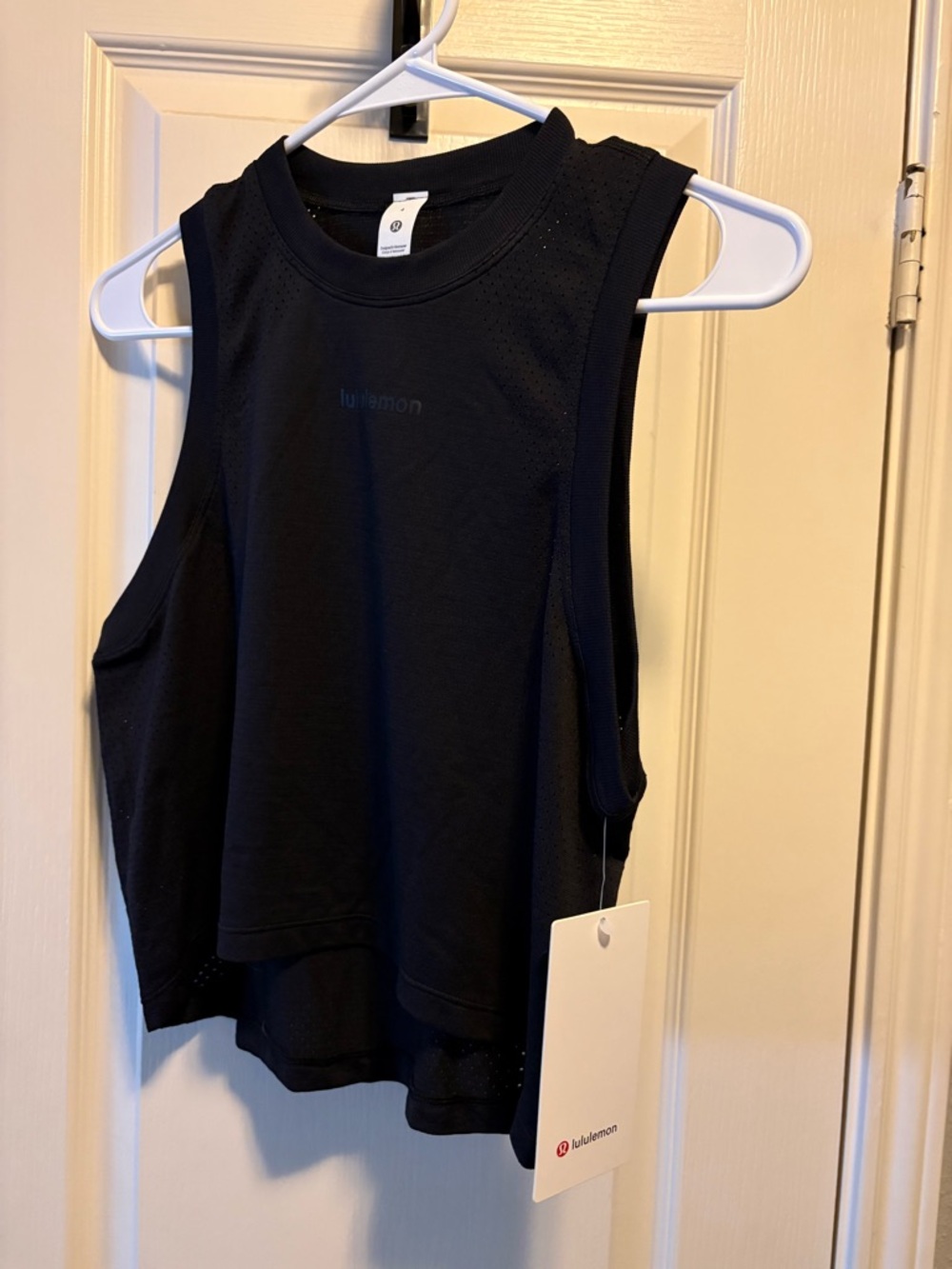 Lululemon Black Swiftly High Low Tank - Size 4 NWT